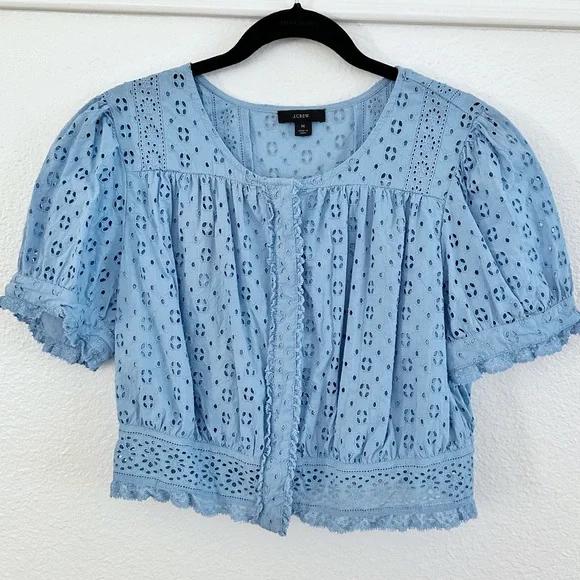 J Crew Button Front Eyelet Cropped Top SZ M - Picture 2 of 2